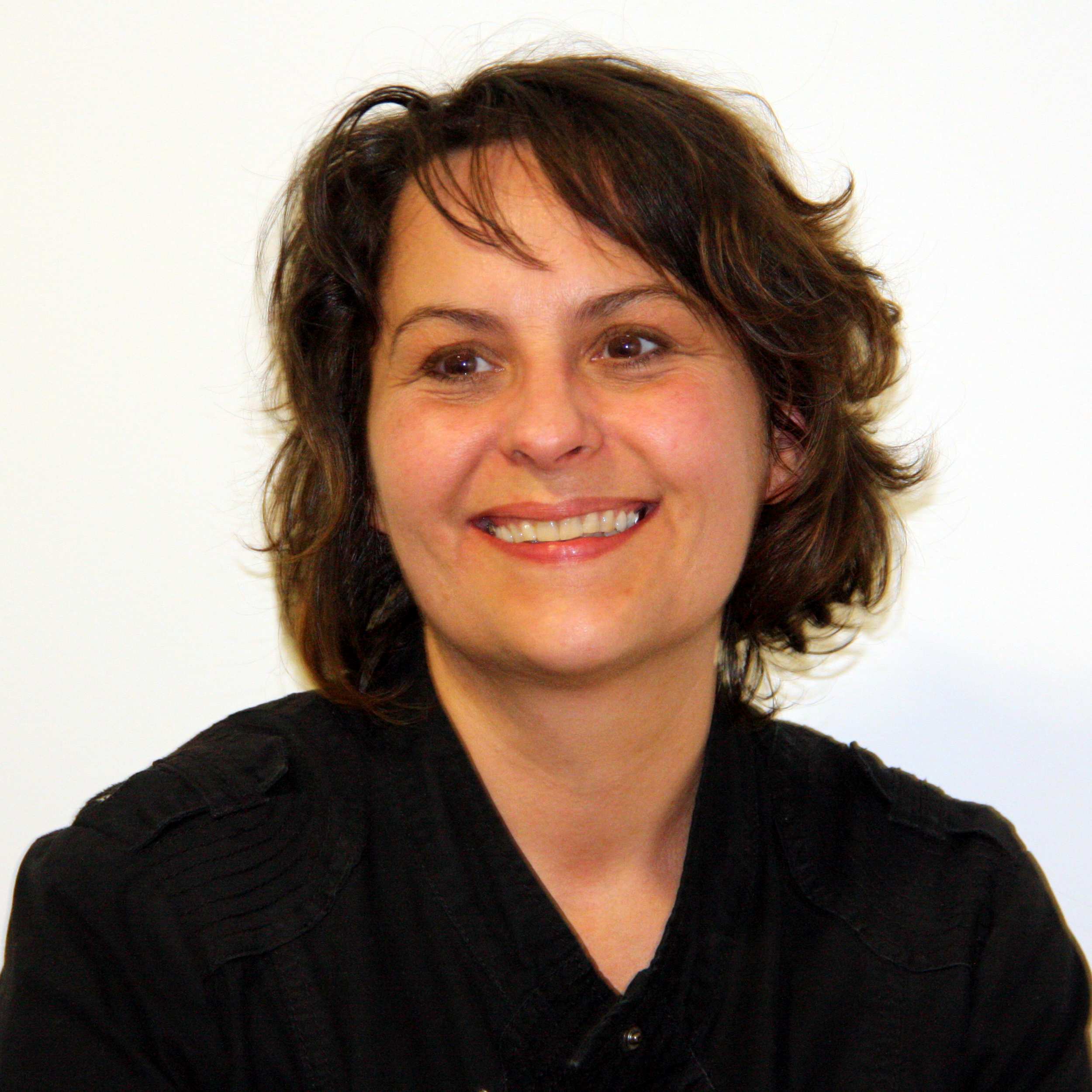 Corinne Belou